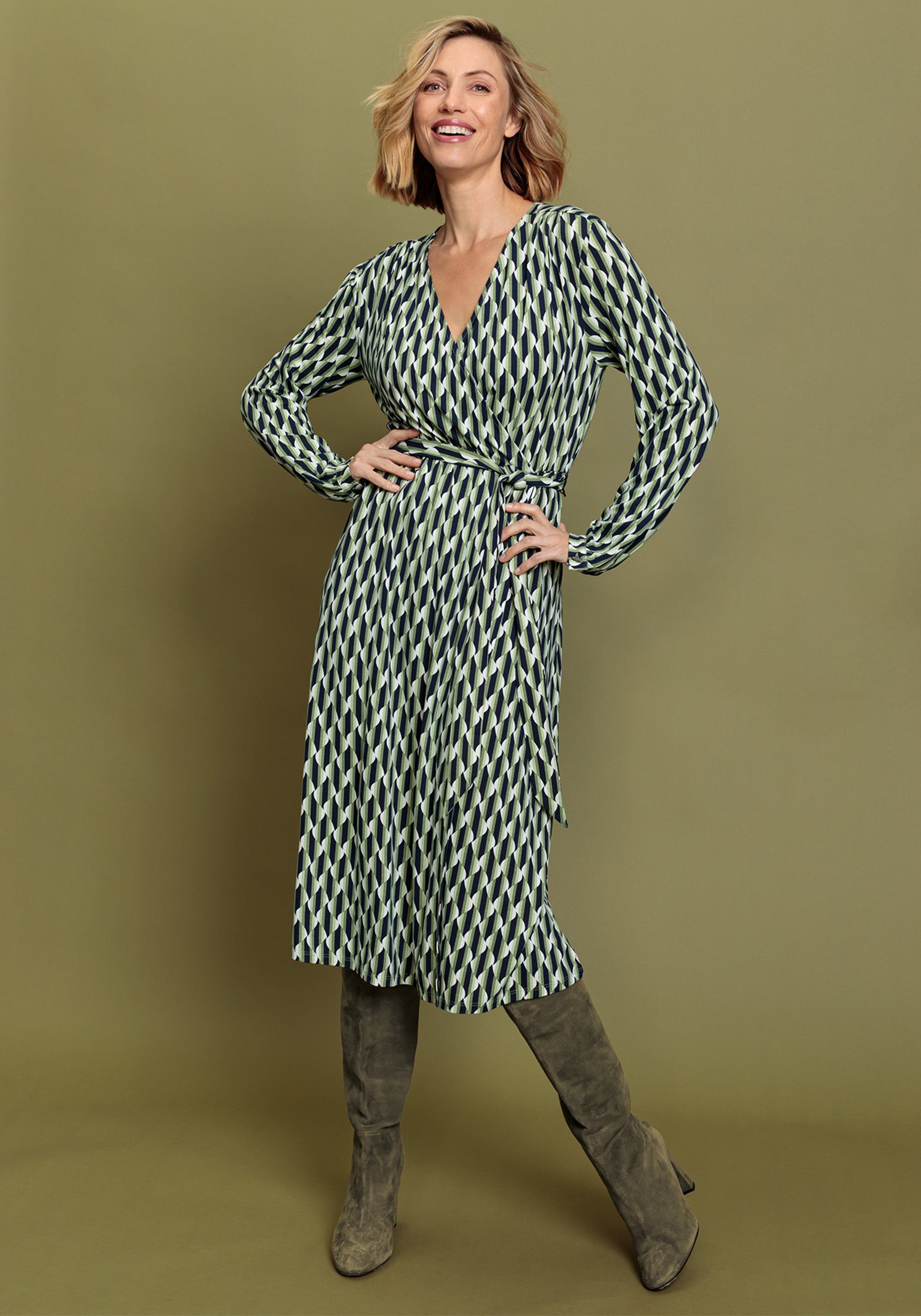 Hudson & Haven™ | Faux Wrap A-Line Retro Print Dress