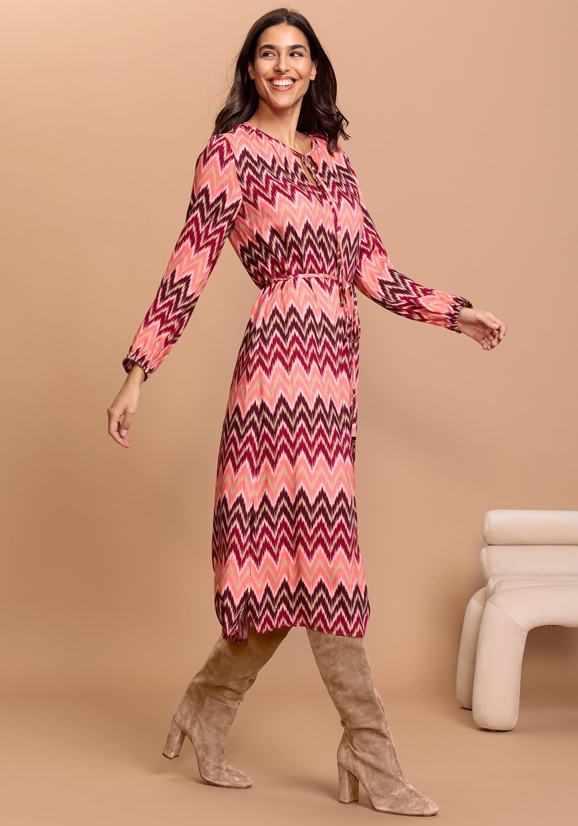 Hudson & Haven™ | Chevron Midi Dress