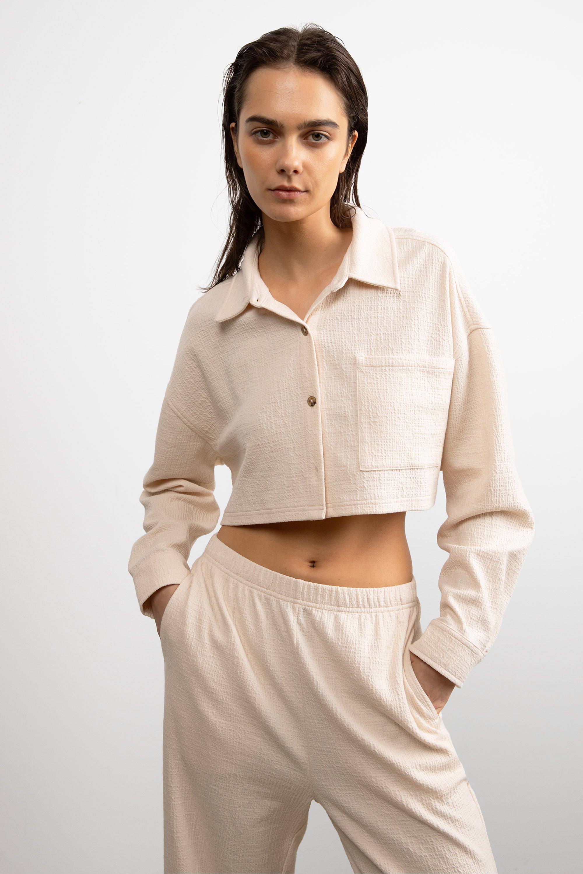 Hudson & Haven™ | CROPPED OVERSIZED SHIRT